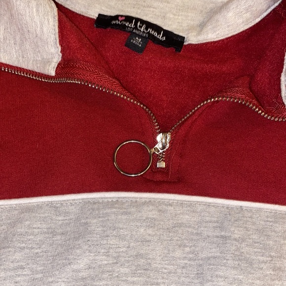 Striped collared sweater with zipper - Picture 3 of 4